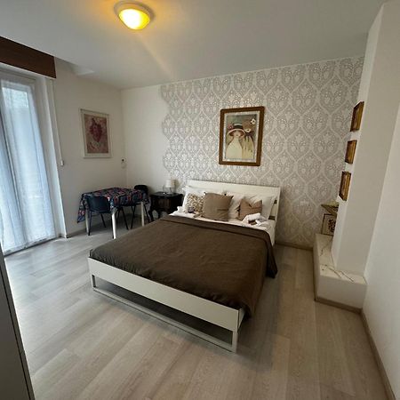 Residenza Manzoni Como Centre Екстериор снимка