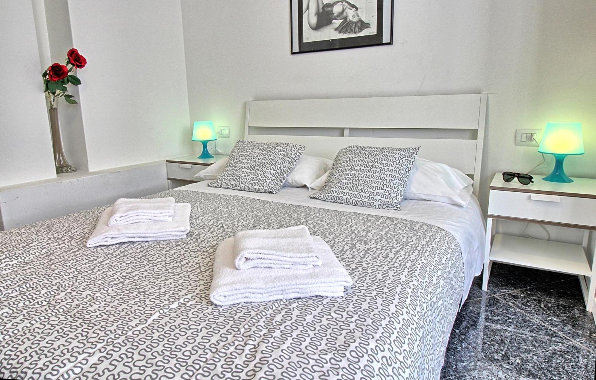 Residenza Manzoni Como Centre Екстериор снимка